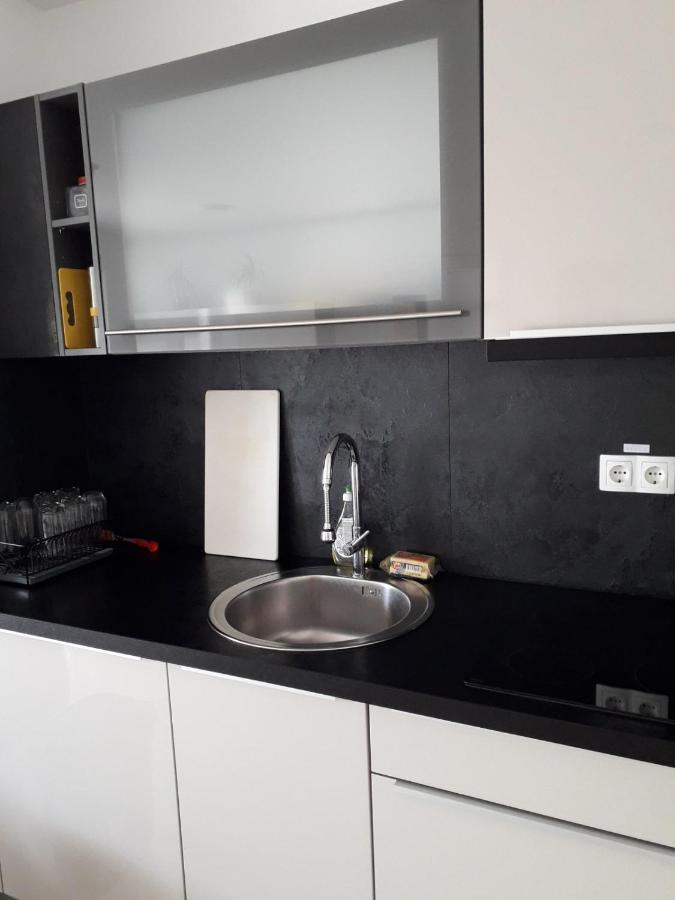 Apartment White Vantacici Eksteriør bilde